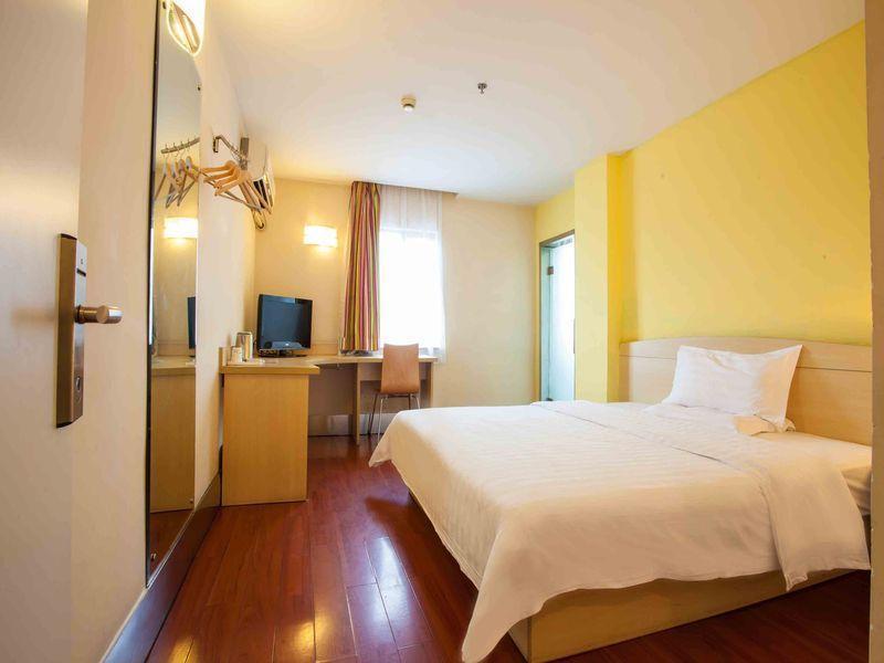 7 Days Inn Tianjin Tweleve Jing Road מראה חיצוני תמונה